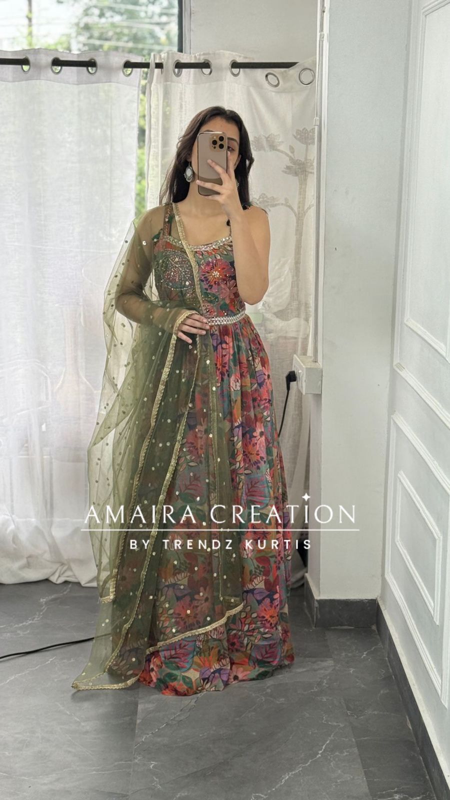 Strap Pattern Green Gown (17 inches sleeves available)
