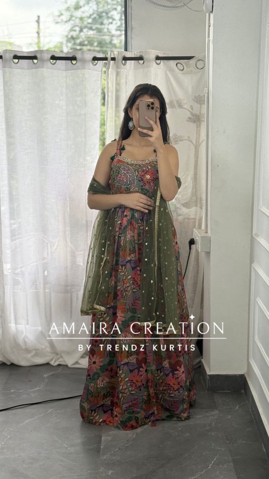 Strap Pattern Green Gown (17 inches sleeves available)