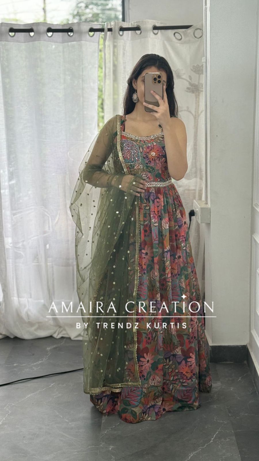 Strap Pattern Green Gown (17 inches sleeves available)