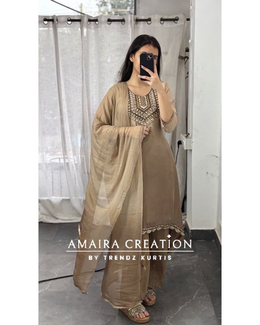 Premium Crepe Golden C Cut Pant Set