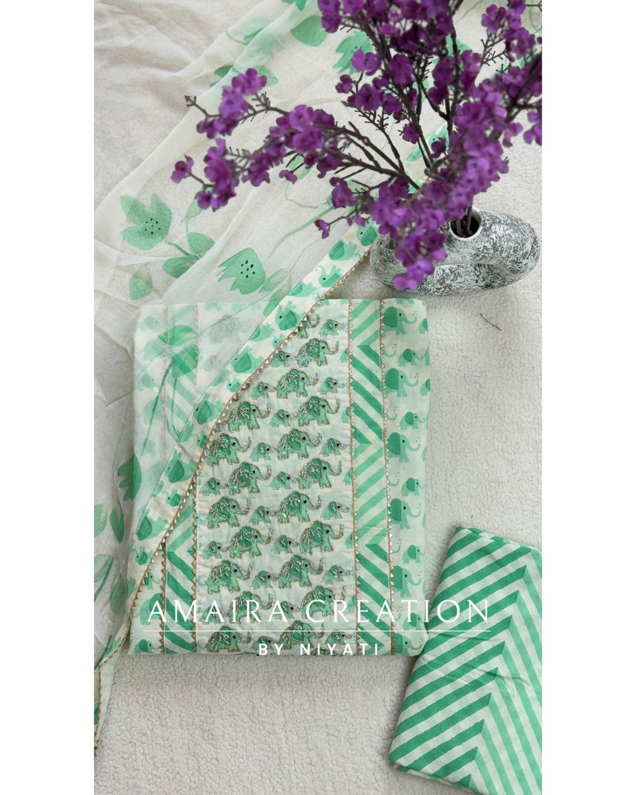 Beautiful Leaf Green Cotton Unstitch suit with Brush Print Chiffon Dupaata