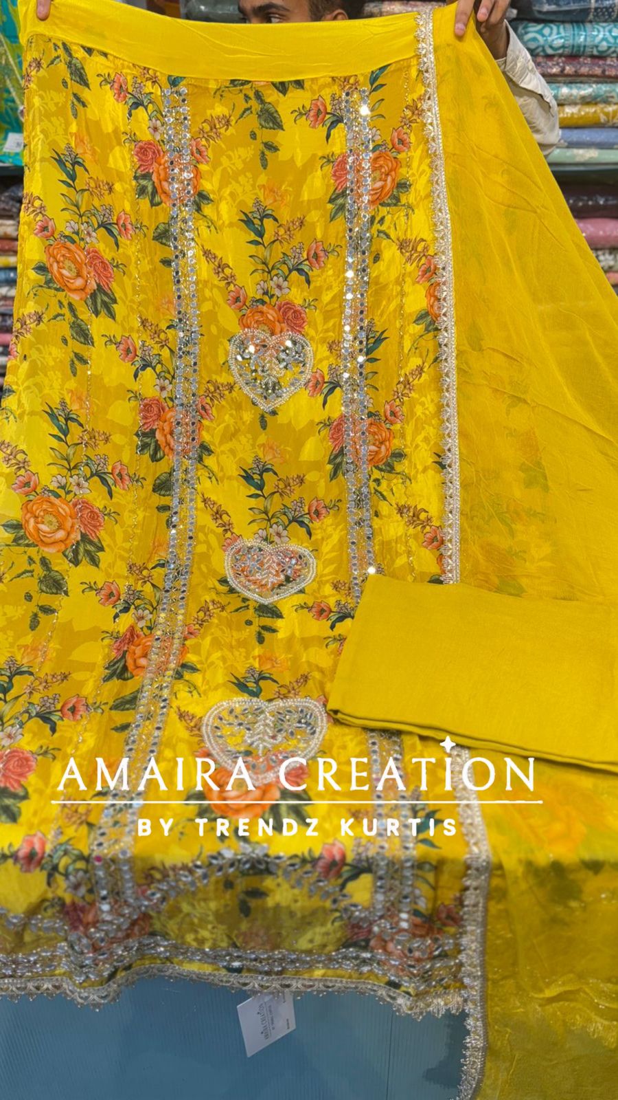 Premium Printed Glass Tissue Fabric Unstitch Suit