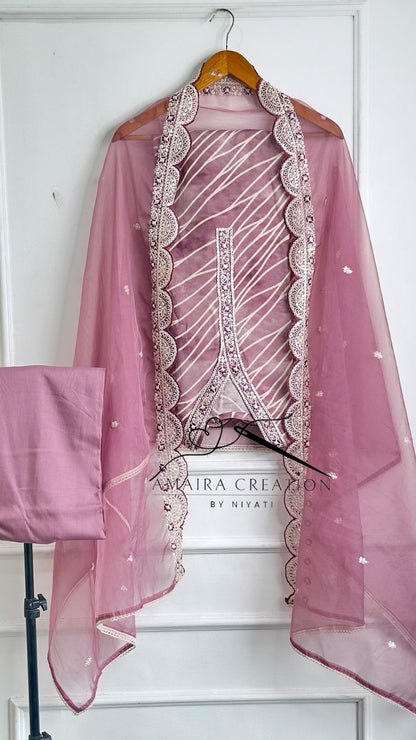 Muslin Fabric Unstitch Suit With Organza Dupatta