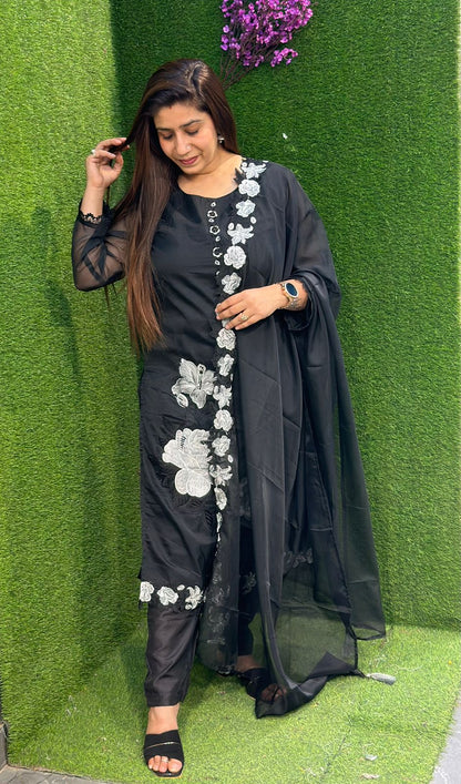 Pakistani Organza Suit