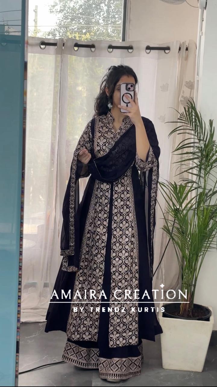 Center slit indowestern