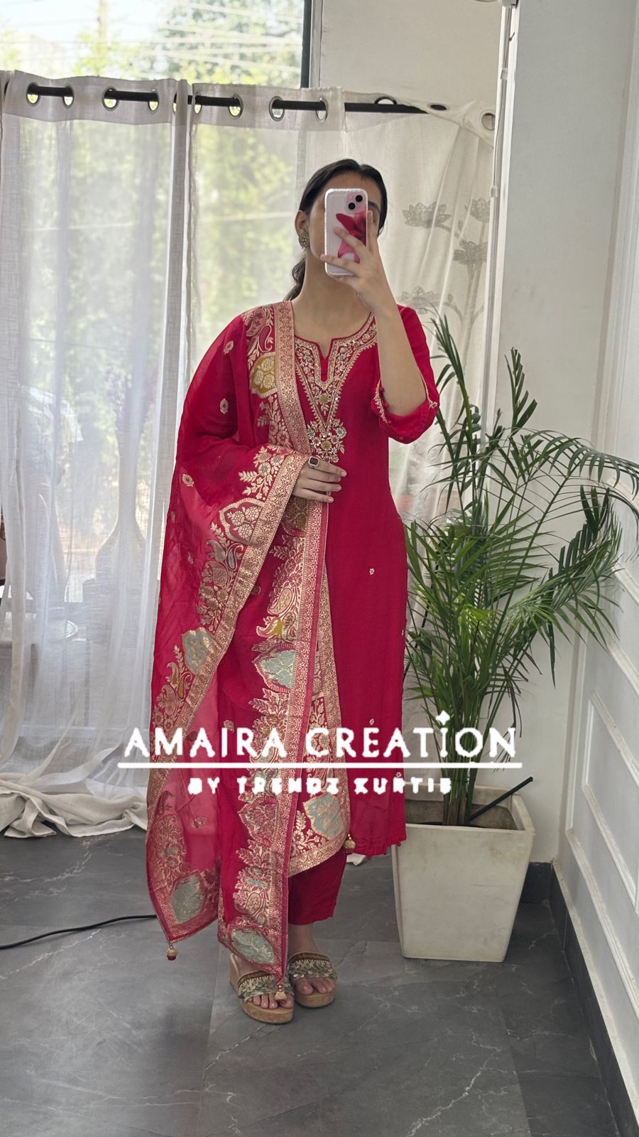 Premium Dola Silk Magenta Royal Handwork With Beautiful Banarasi Dupatta