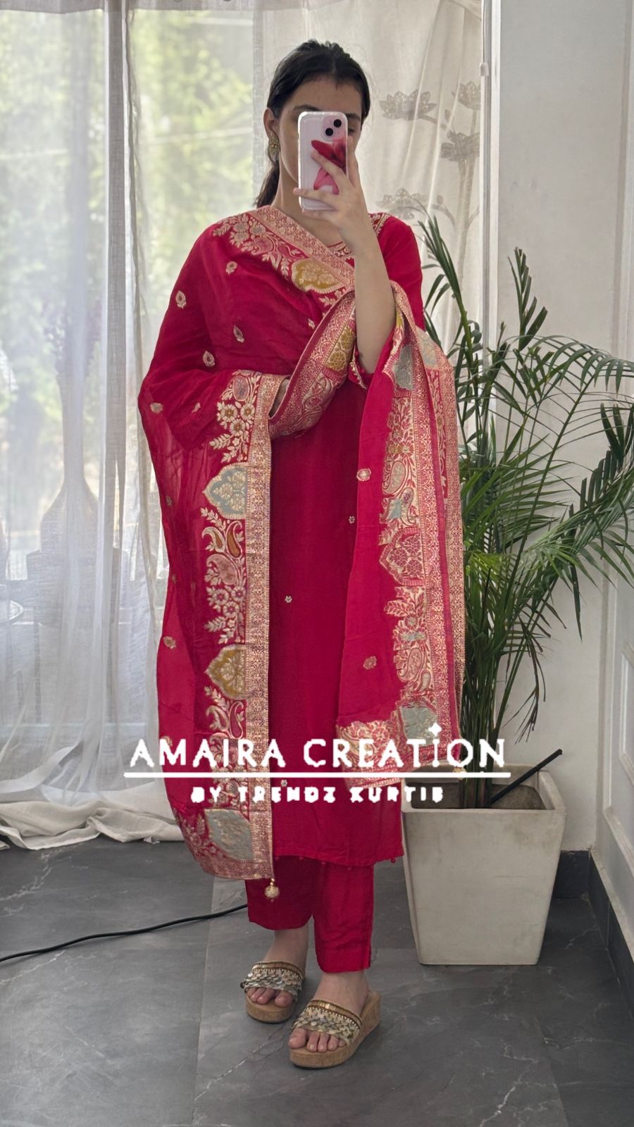 Premium Dola Silk Magenta Royal Handwork With Beautiful Banarasi Dupatta