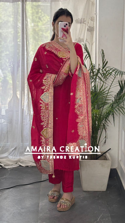 Premium Dola Silk Magenta Royal Handwork With Beautiful Banarasi Dupatta