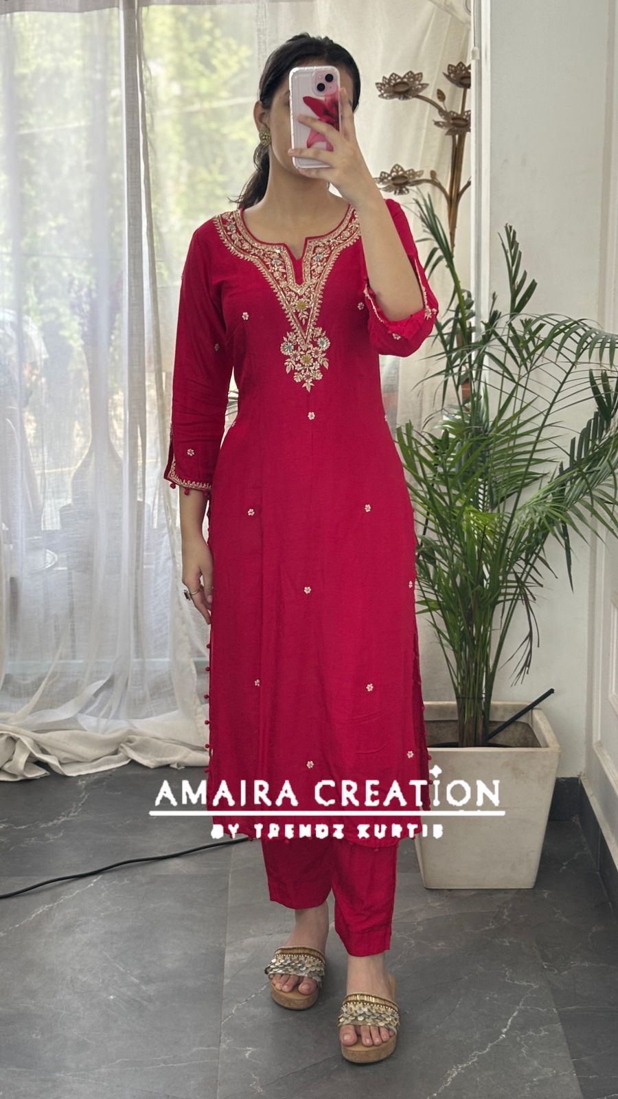 Premium Dola Silk Magenta Royal Handwork With Beautiful Banarasi Dupatta