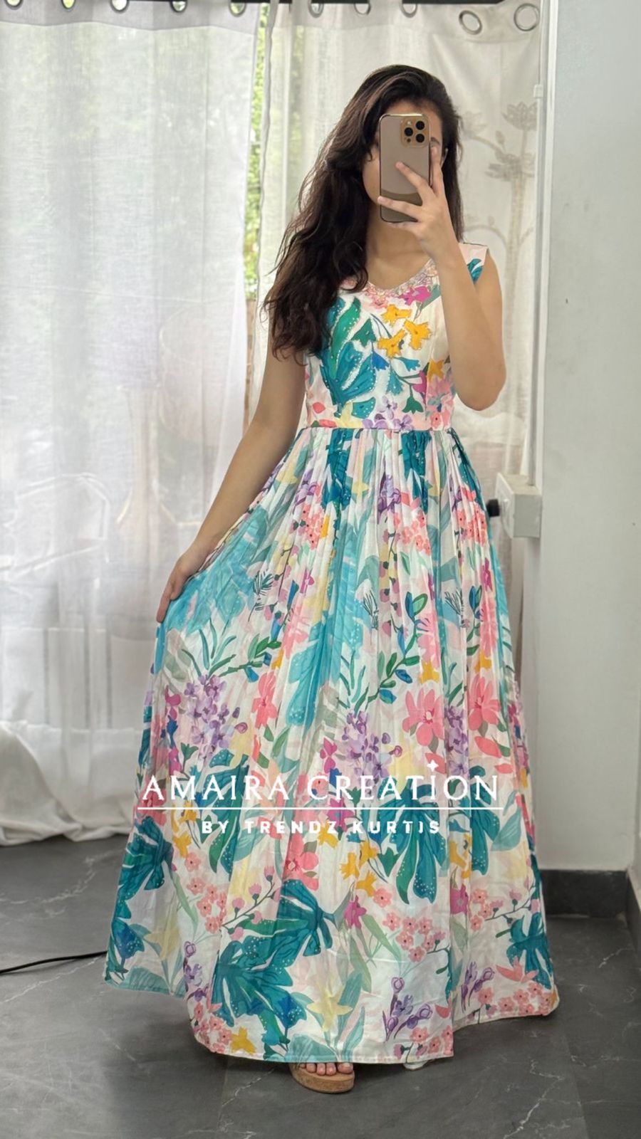 Muslin White Multi Gown(17 inches sleeves available)
