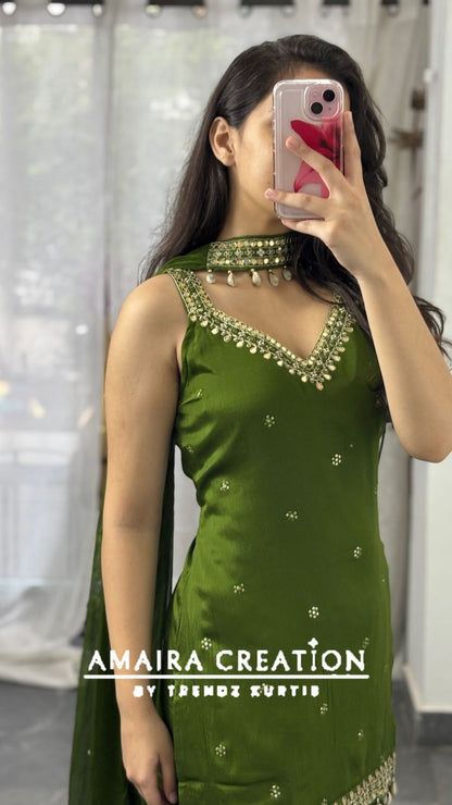 Premium Chinnon Mehendi Green Divider Set(16 inches sleeves available)