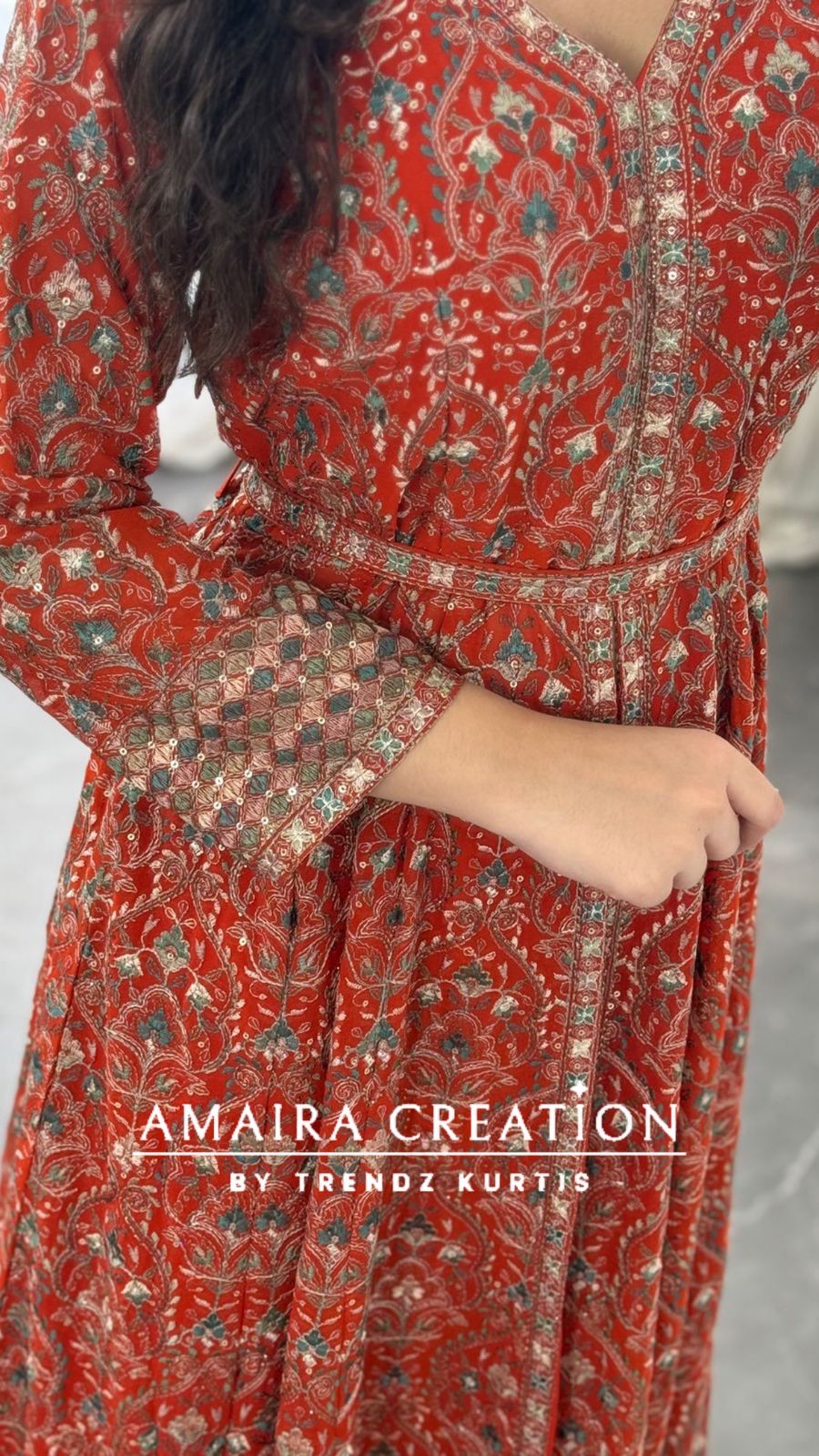 Thread Embroidered Georgette Fabric Centre Slit Anarakali Set