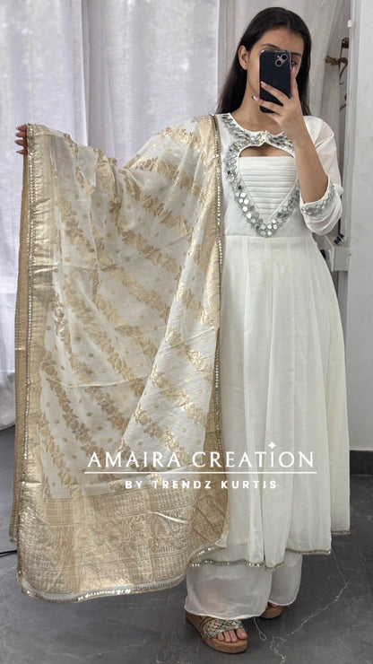 Premium Georgette Anarkali With Beautiful Neck Detailing