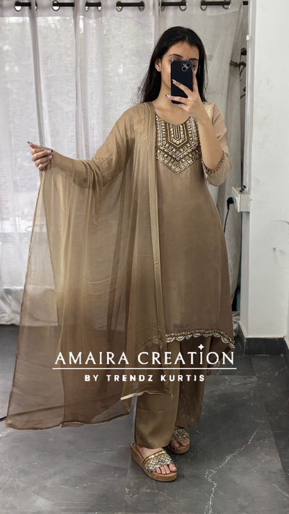 Premium Crepe Golden C Cut Pant Set