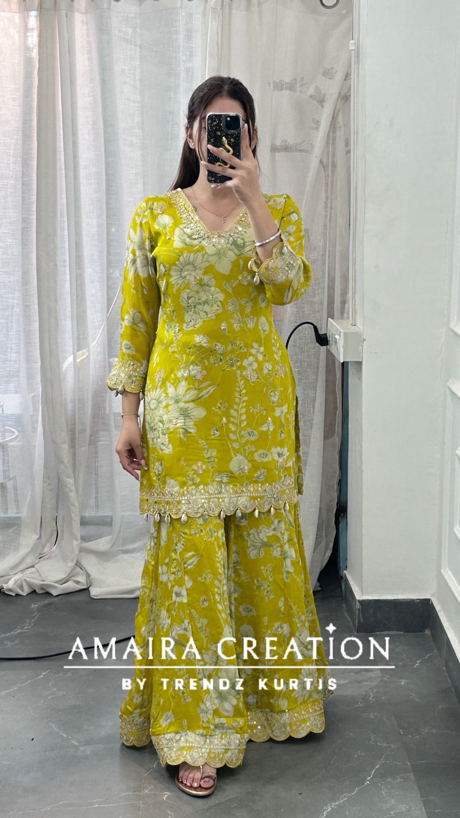 Premium Chinnon Lemon Colour Full Flare Divider Set