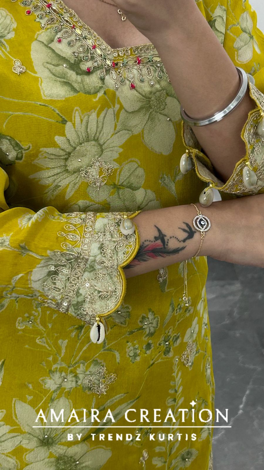 Premium Chinnon Lemon Colour Full Flare Divider Set