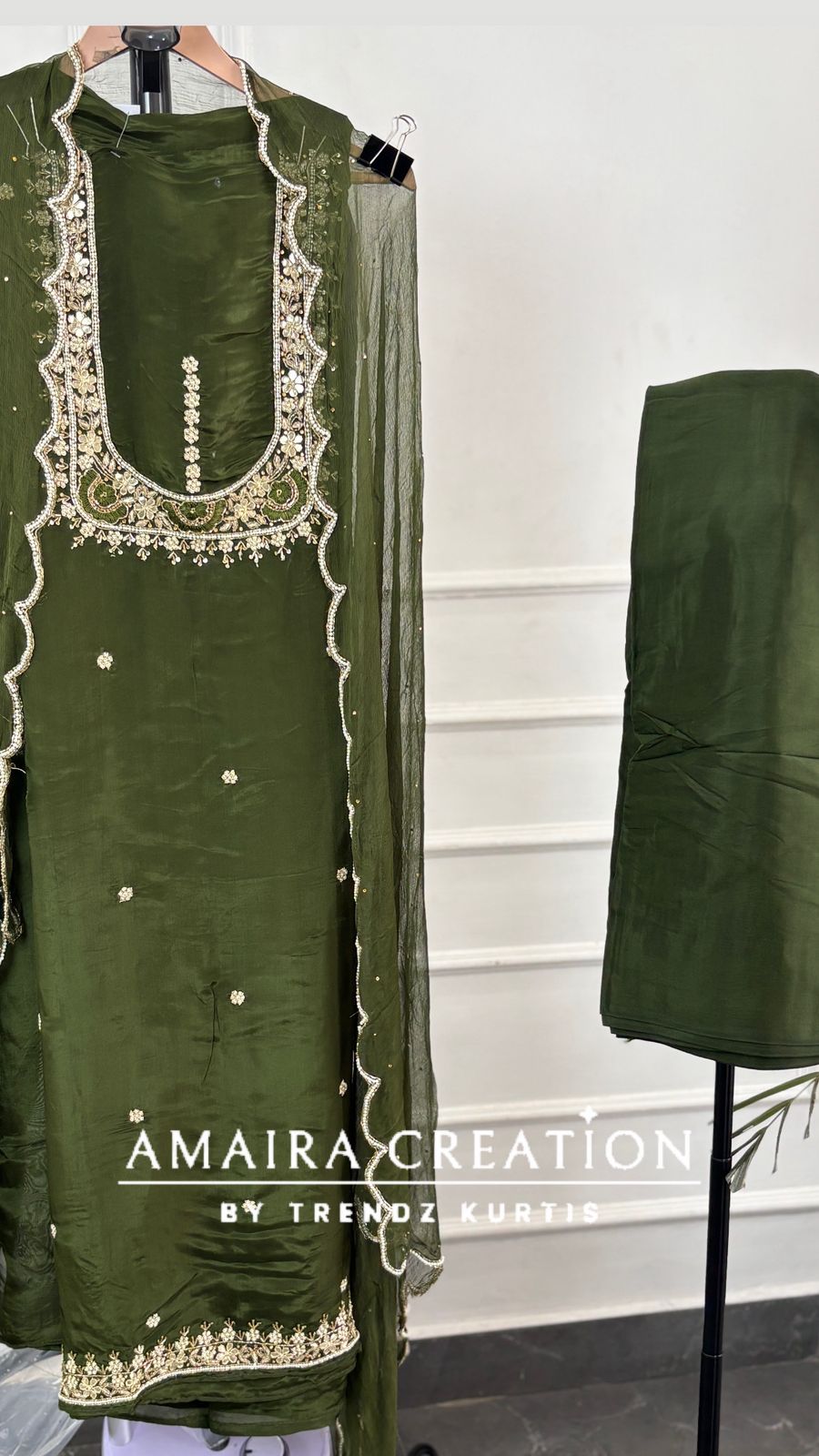 Premium Glass Tissue Beautiful HandWork unstitched suits