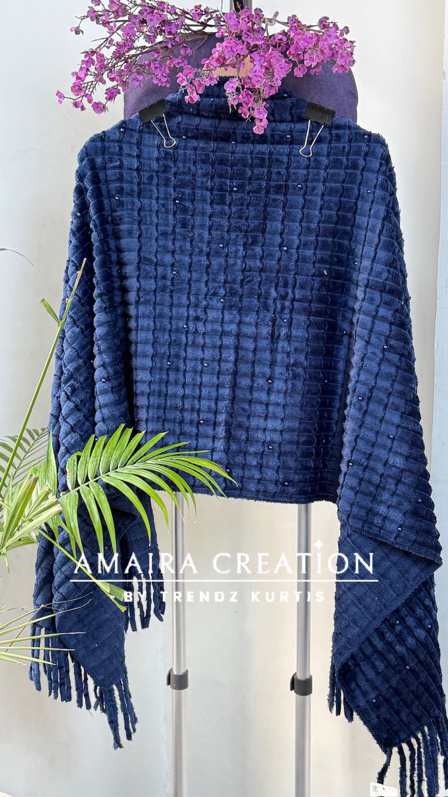 Premium Feather Pearl Deatiling Woolen Stole