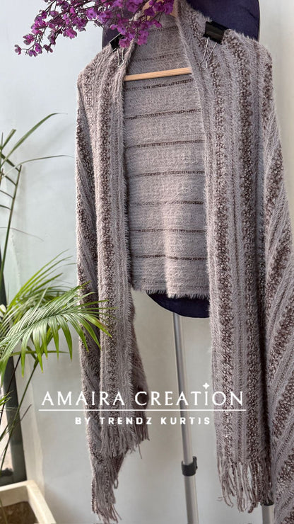 Premium Feather Detailing Woolen Stole