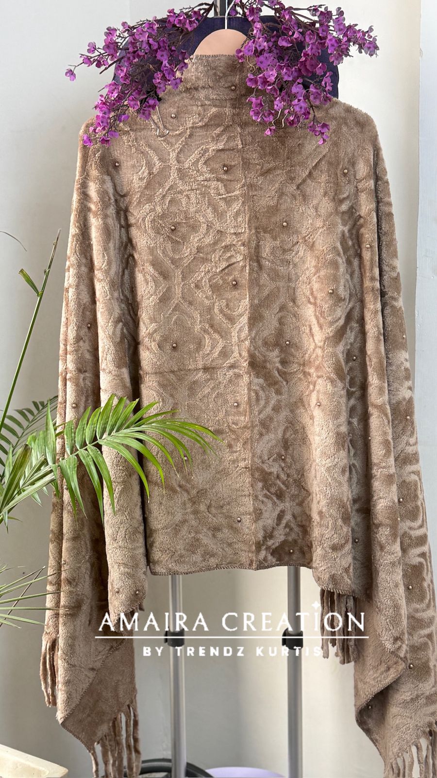 Premium Woolen Self Design Stole