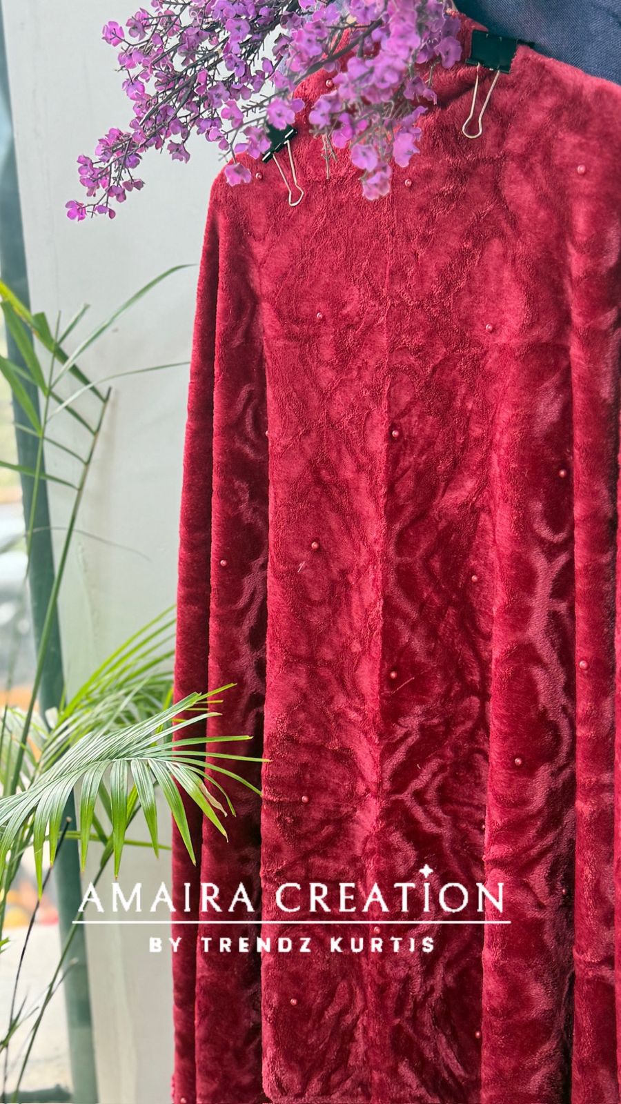 Premium Woolen Self Design Stole