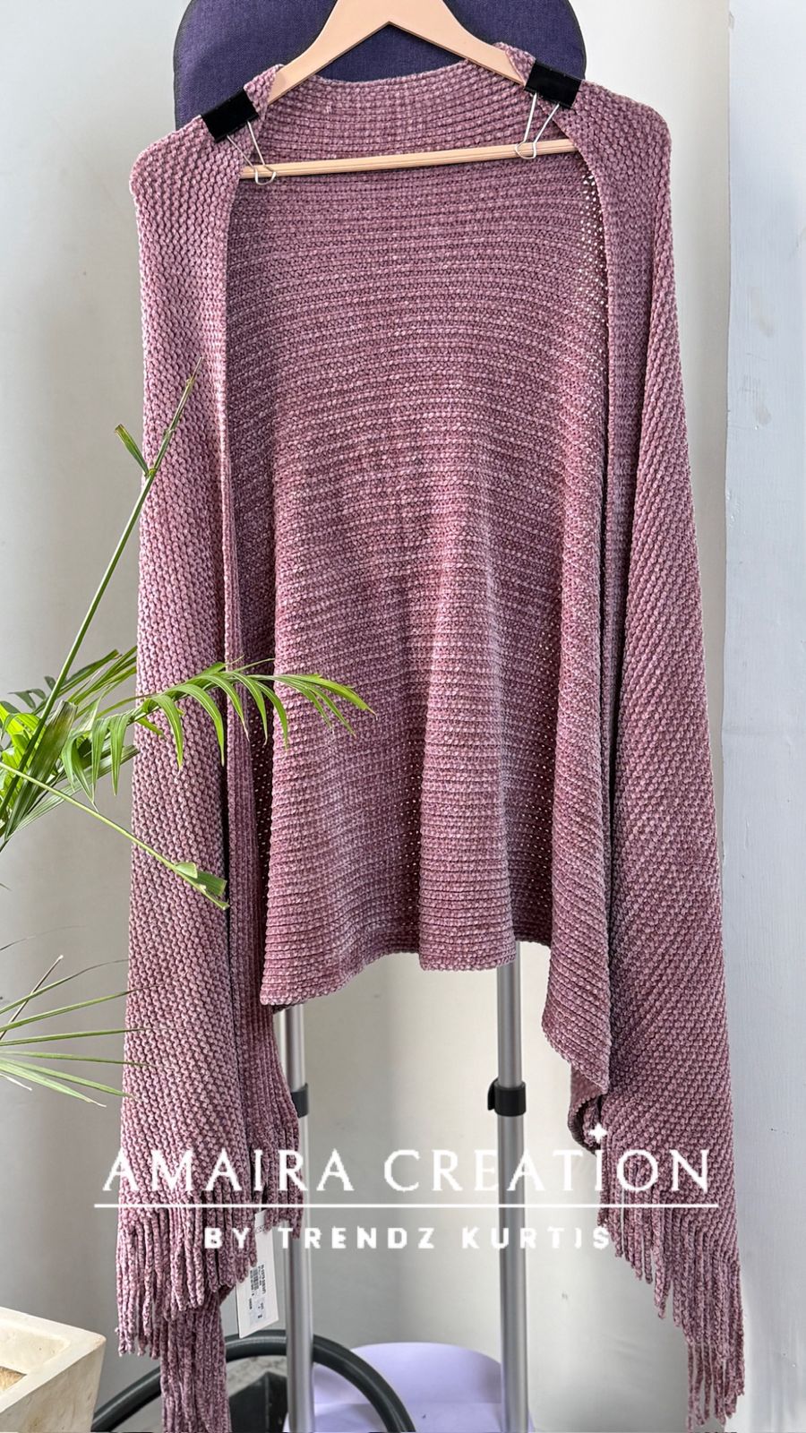Premium Knitted Pattern Woolen Stole