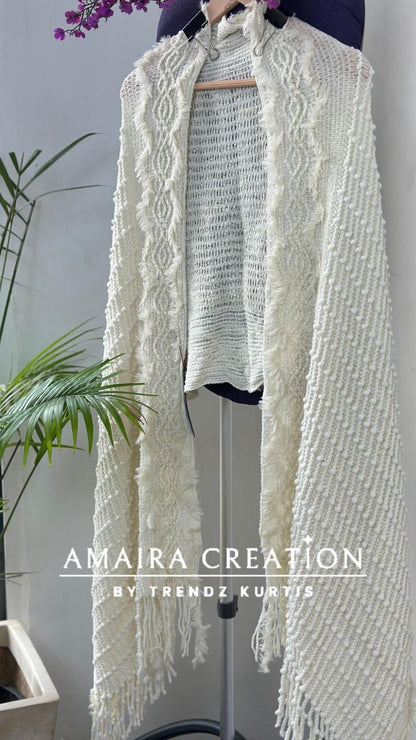 Premium Woolen Feather Detailing Stole