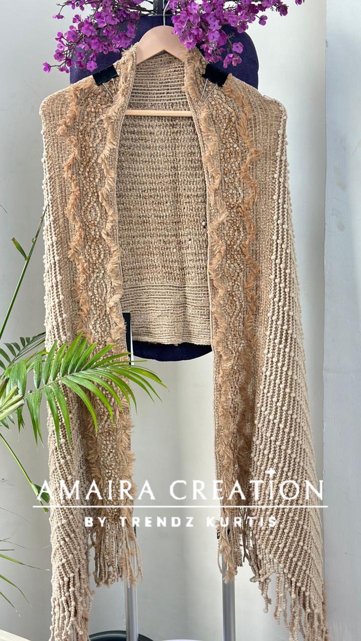 Premium Woolen Feather Detailing Stole