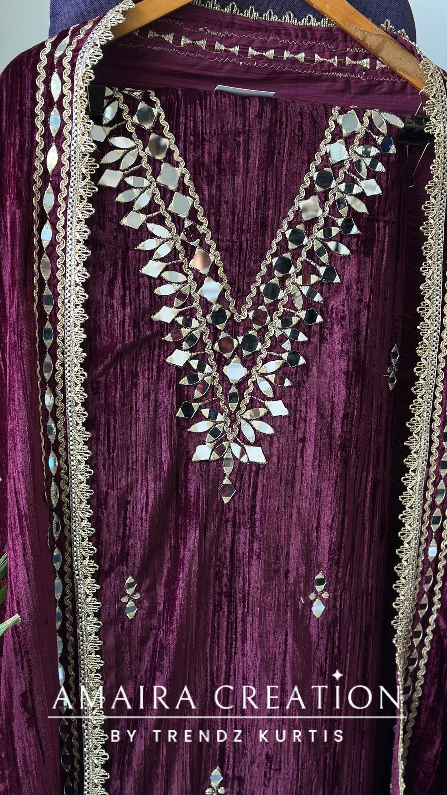 Premium Wine Crush Velvet Original Mirror & Zari Unstitch Set