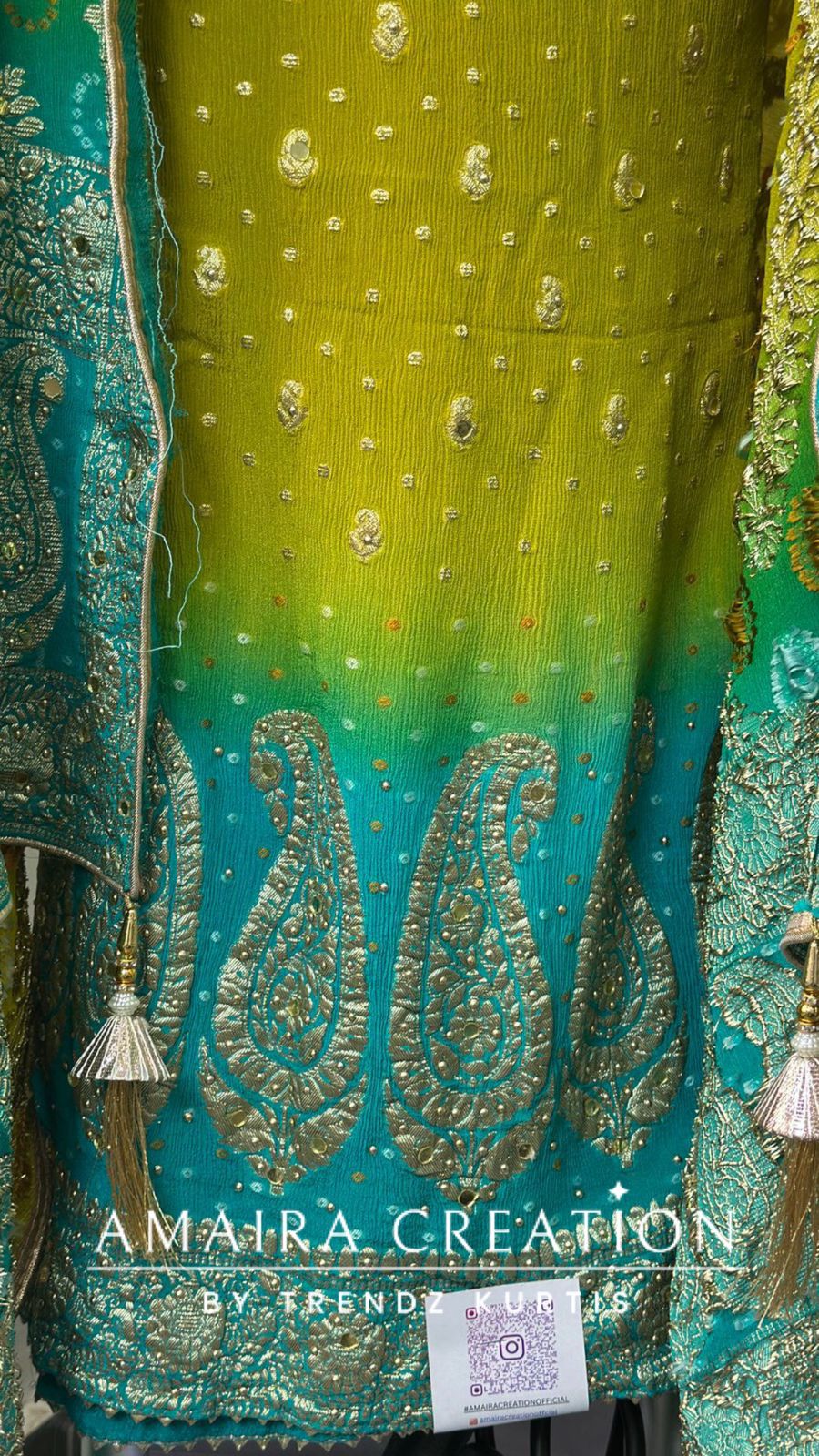 Premium Chinnon Firozi Parrot Green Colour Unstitch Suit With Beautiful Dupatta