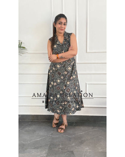 Black Premium Reyon Dress(17 inches sleeves available)