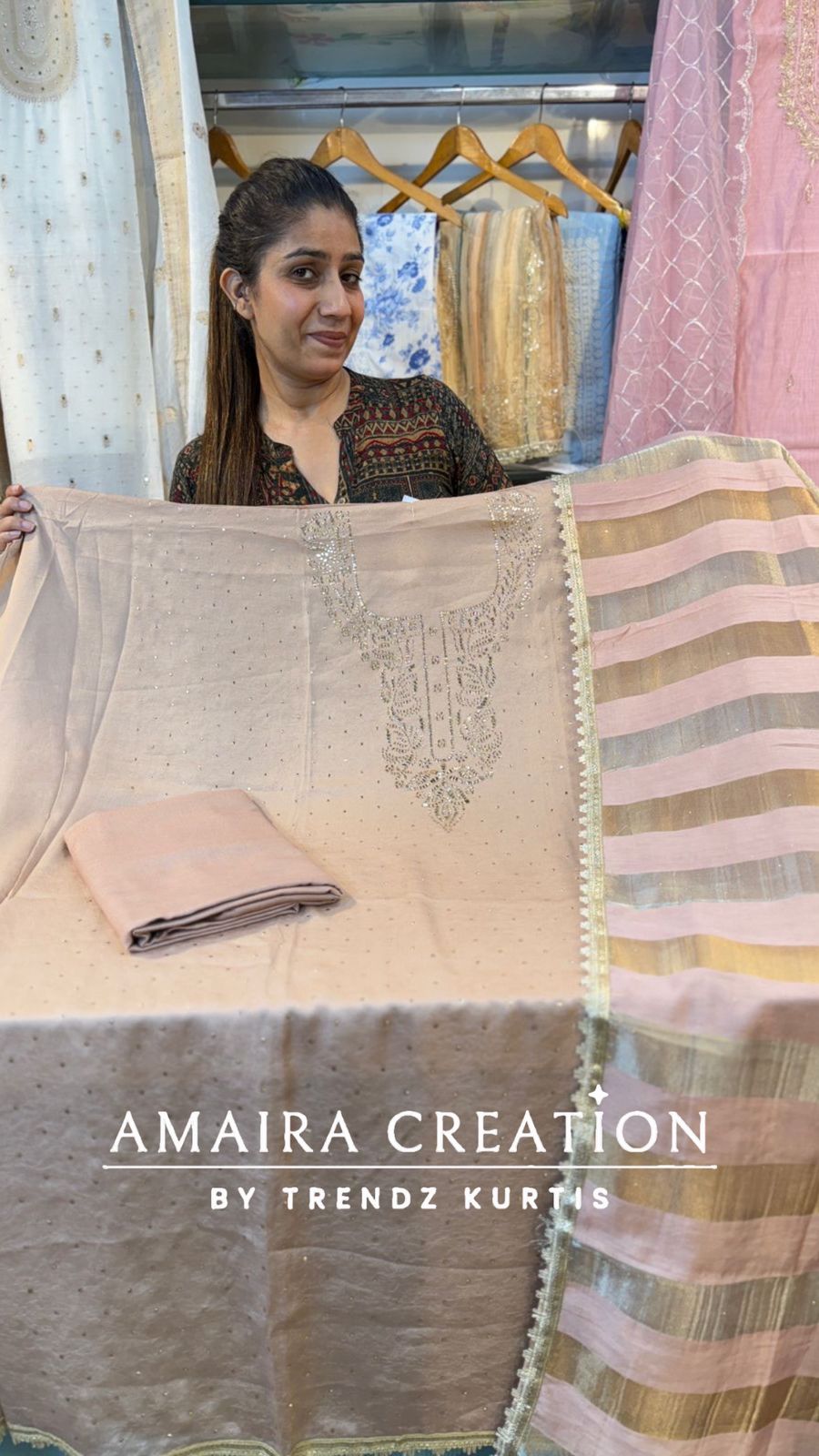 Crushed Georgette Unstitch Suit with mukaish work