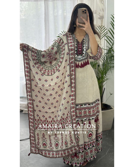 Beautiful Crepe Beige & Falsa Full Ghera Divider Set