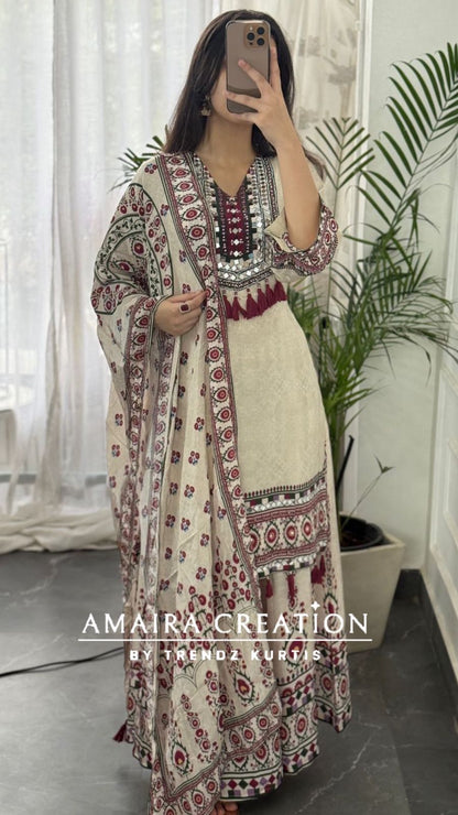 Beautiful Crepe Beige & Falsa Full Ghera Divider Set