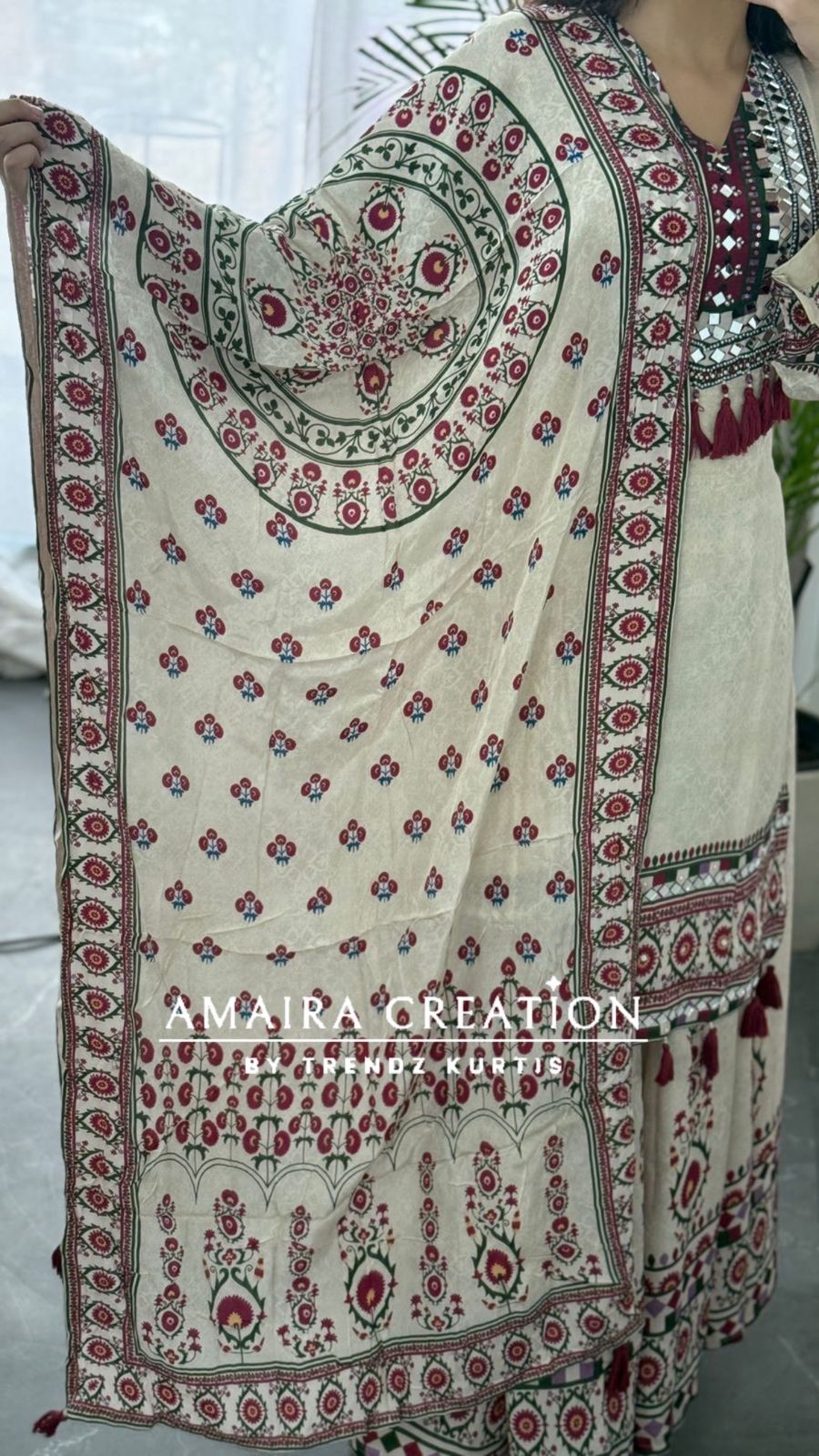 Beautiful Crepe Beige & Falsa Full Ghera Divider Set