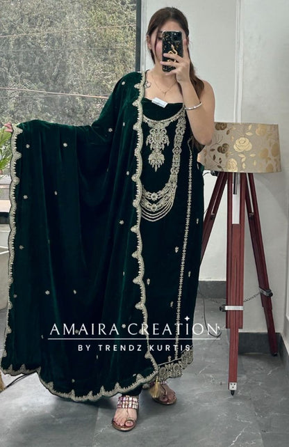 Bolte Green Premium Velvet Unstitched Suit With Beautiful Work