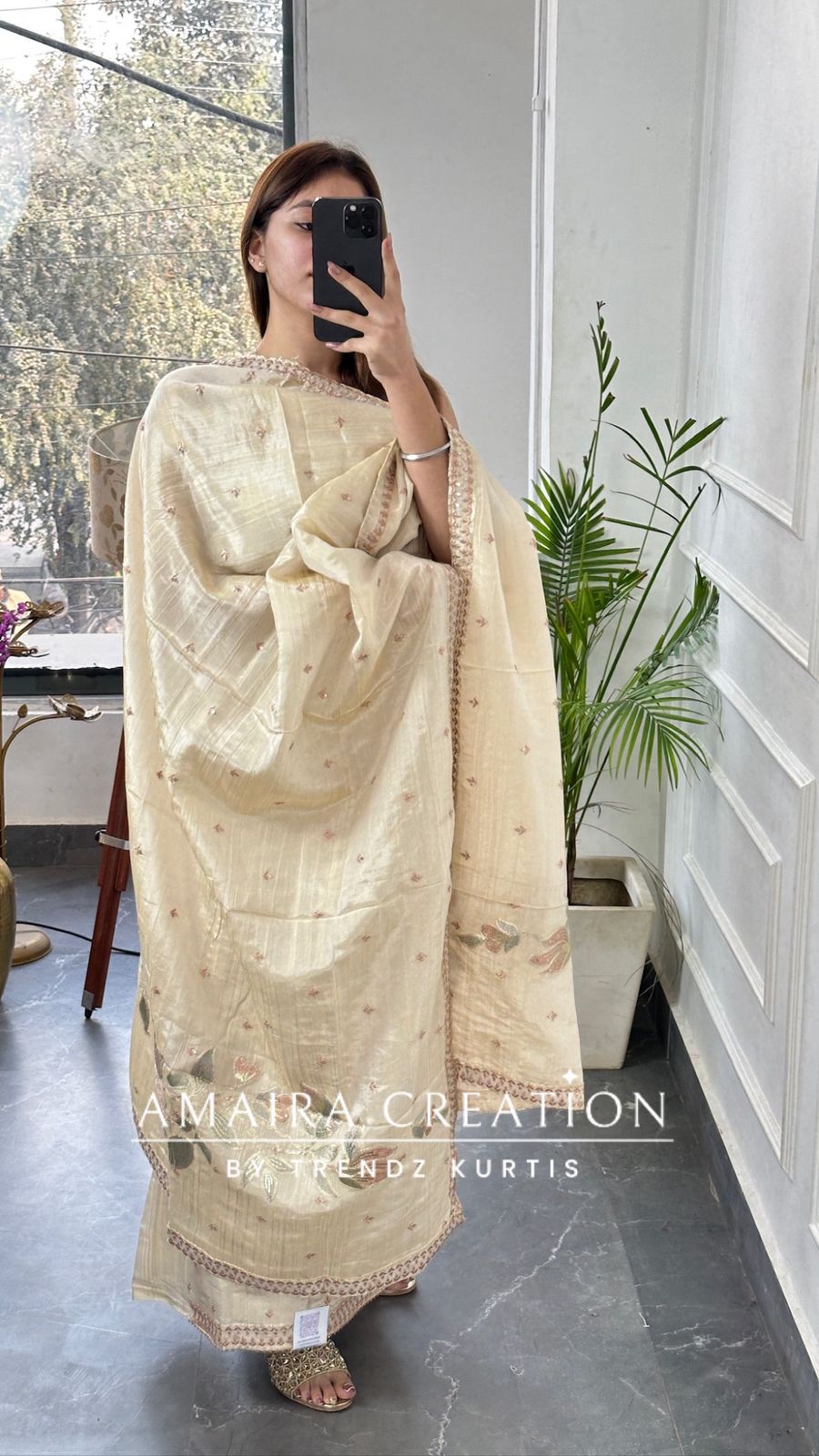 Premiums glass tissue Cream Color Beautiful Work Unstitch Suit