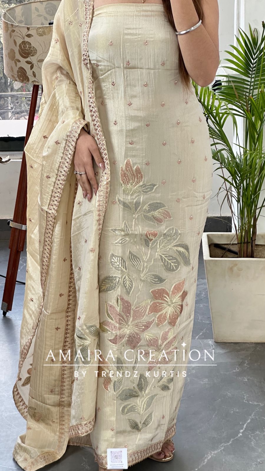 Premiums glass tissue Cream Color Beautiful Work Unstitch Suit