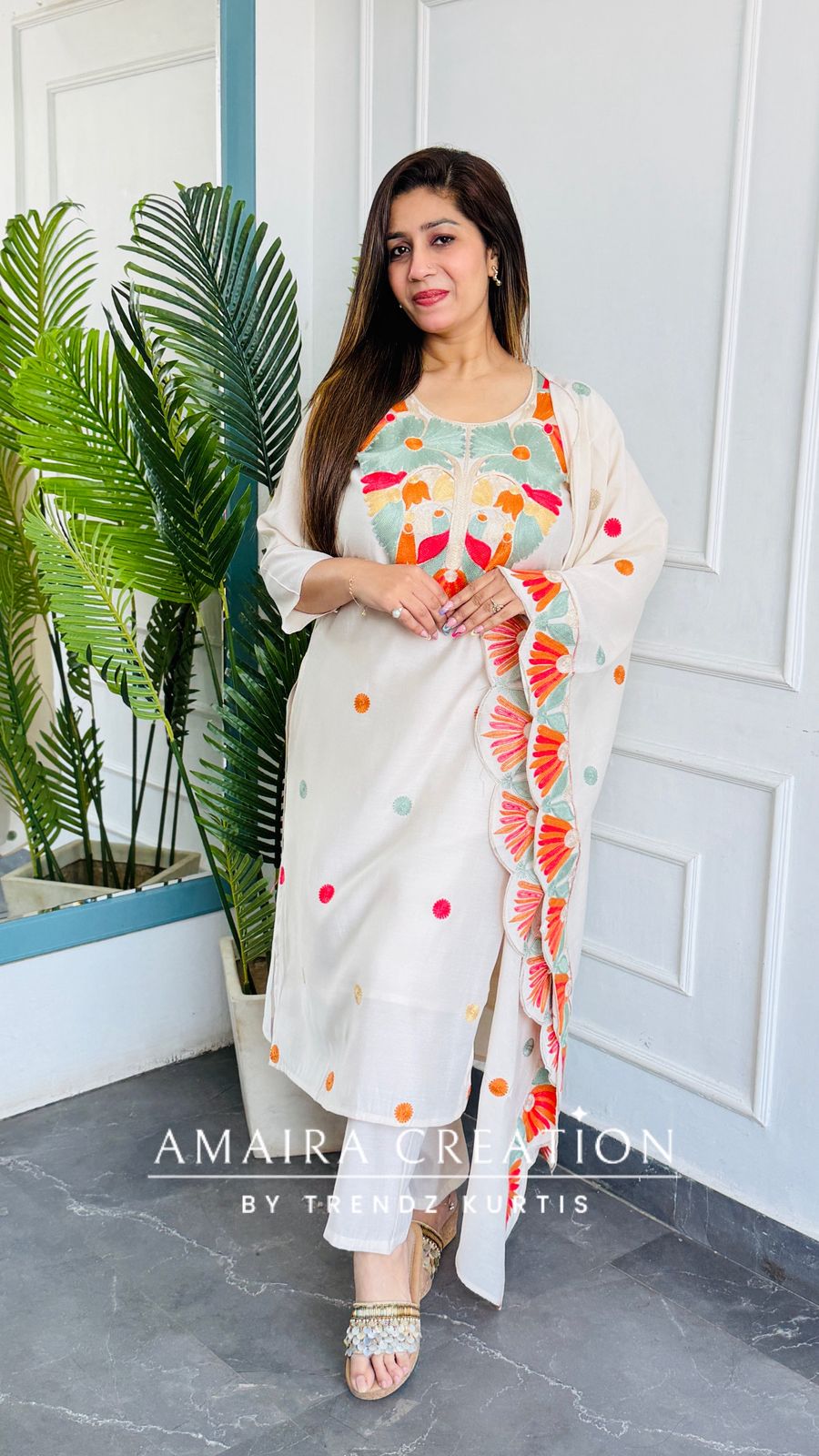 Premium Cotton Muslin Beautiful Cream Colour Kashmiri Work Pant set