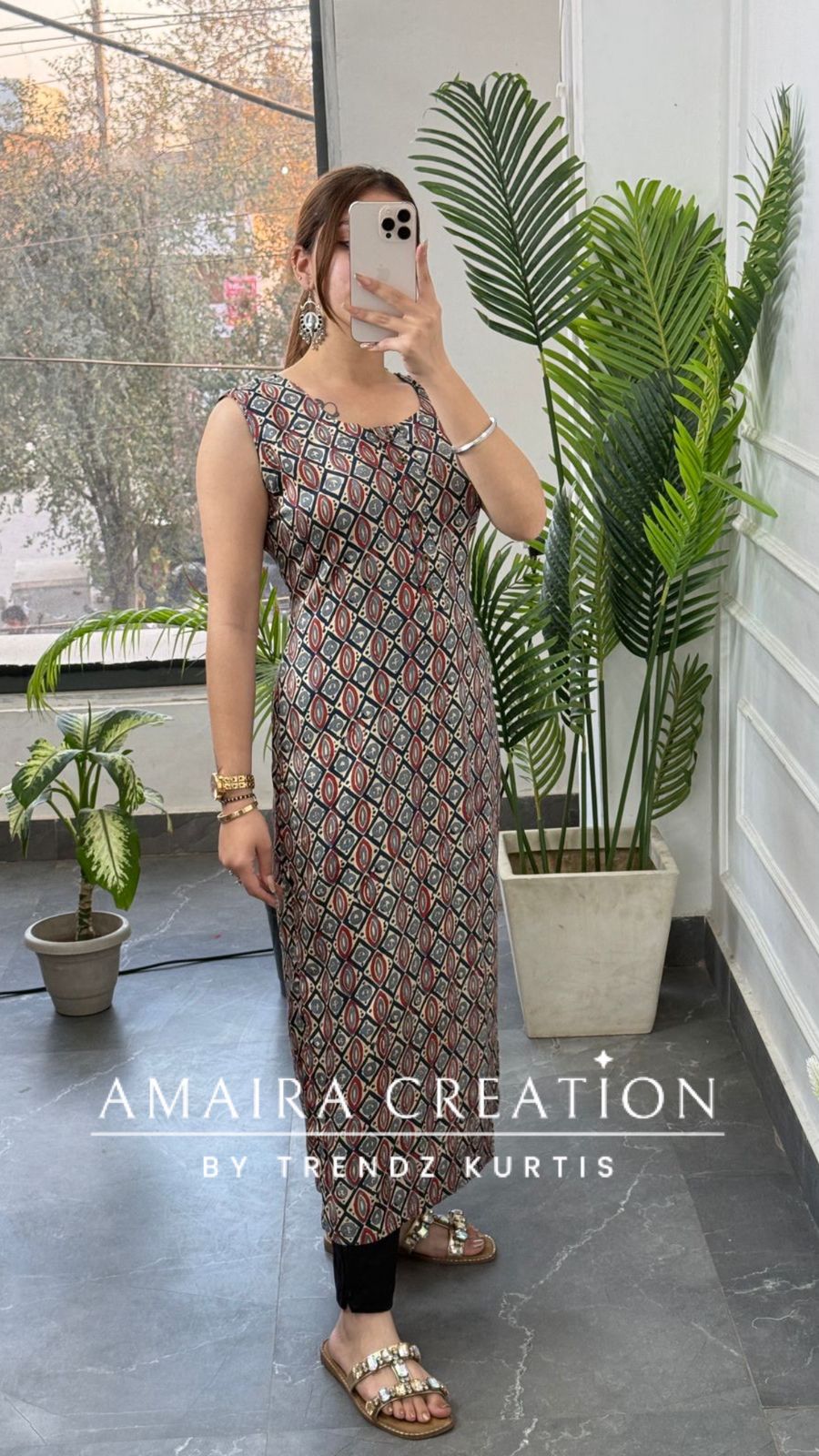 Premium Very Soft Reyon Fabric Blue Colour Kurti(17 Inches Sleeves Available)