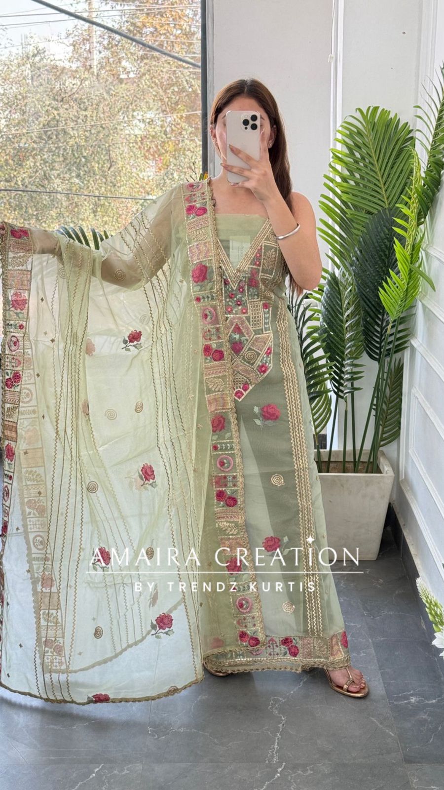 Premium Organza Fabric Pista green Colour Beautiful Thread Embroidered Zari Work Unstitched Suit