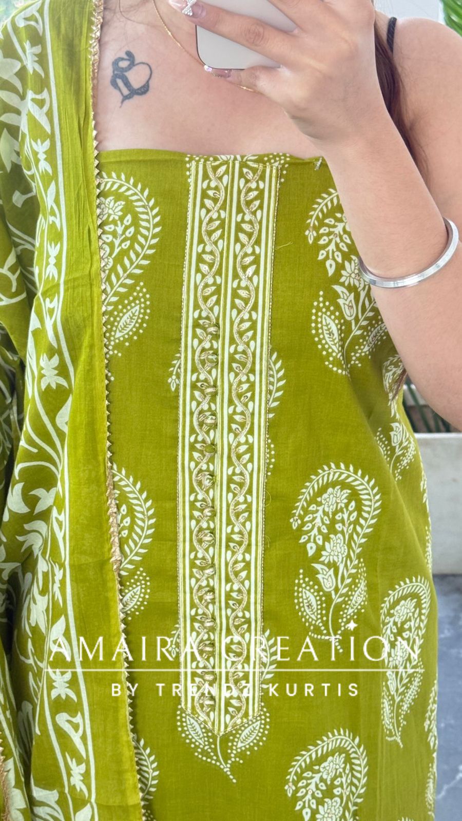 Premium Cotton Green Colour Block Print Unstitched Suit