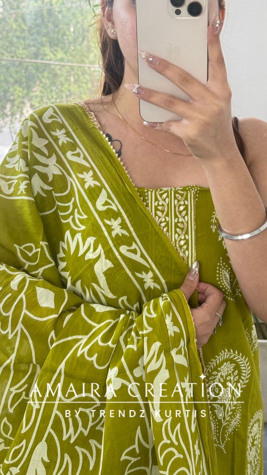 Premium Cotton Green Colour Block Print Unstitched Suit