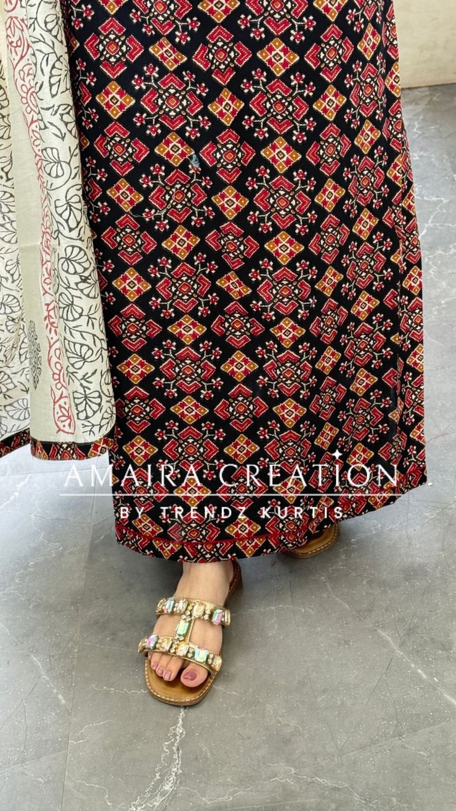 Premium Cotton Black colour Jaipuri Print unstitch suit