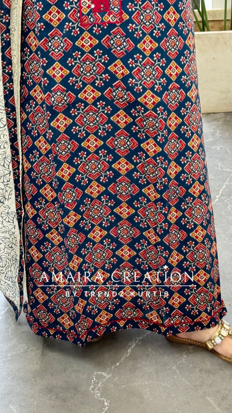 Premium Cotton Blue Colour Jaipuri Print Unstitch Suit