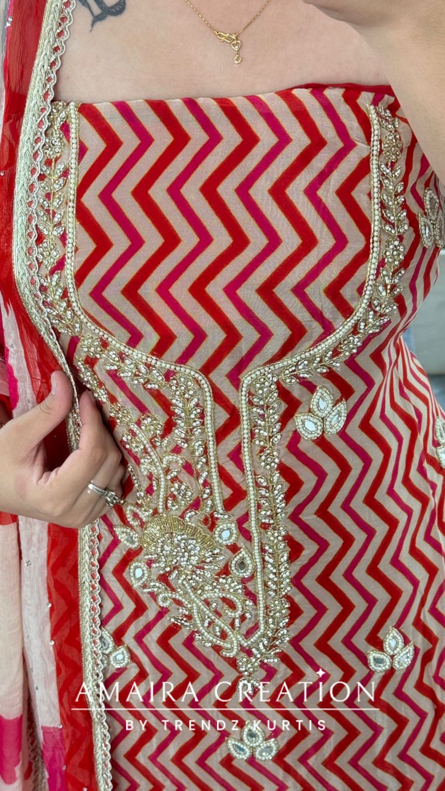 Premium Oragnaza Red Colour Lehriya Print Unstitched Suit With Beautiful Chiffon Dupatta