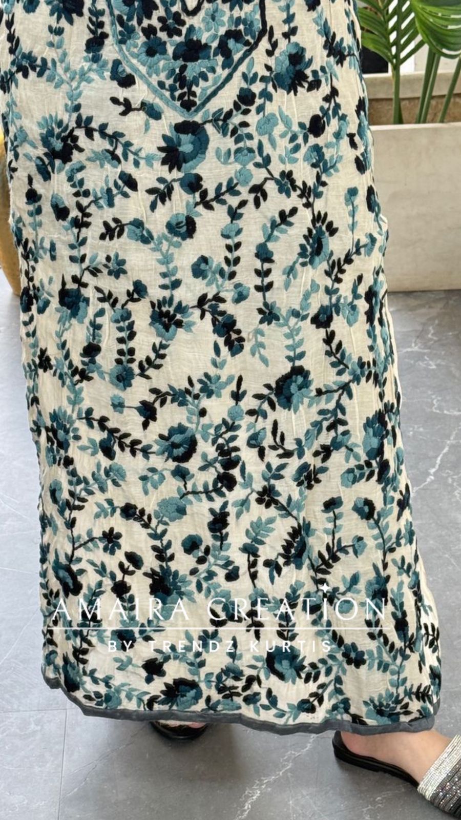 Premium Mul Chanderi Beautiful Thread Embroidered Unstitched Suit