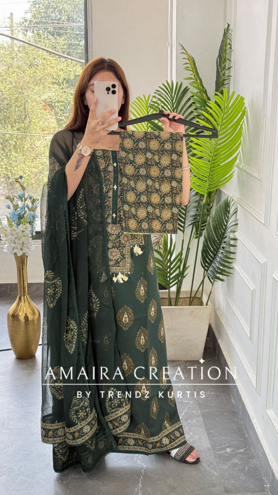 Premium Cotton Bottle Green Colour Unstitch Suit With Chiffon Dupatta
