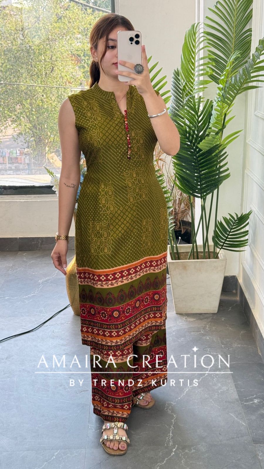 Dharini (17 inches sleeves available)