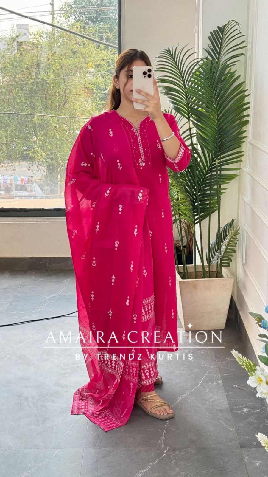 Afsaneh (Magenta Colour)
